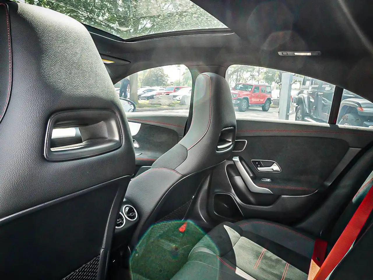Mercedes-Benz CLA - Image 17