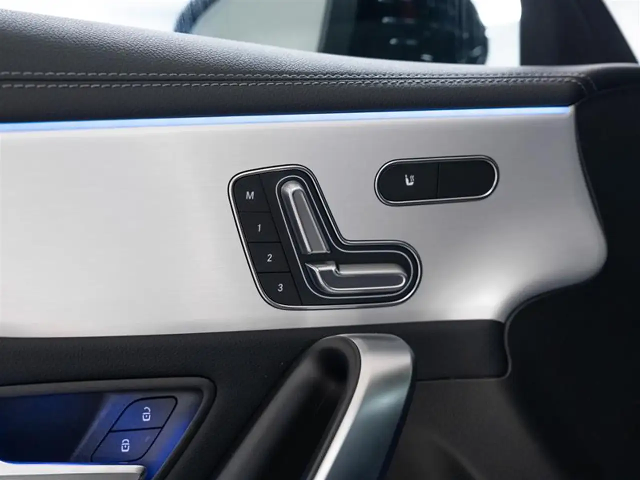Mercedes-Benz CLA - Image 26