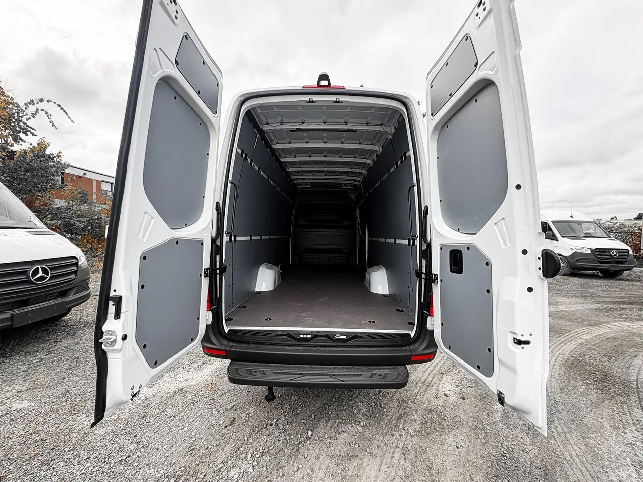 Mercedes-Benz Sprinter - Image 6