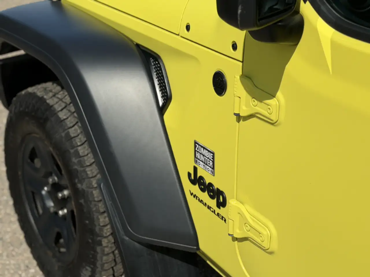Jeep Wrangler - Image 25