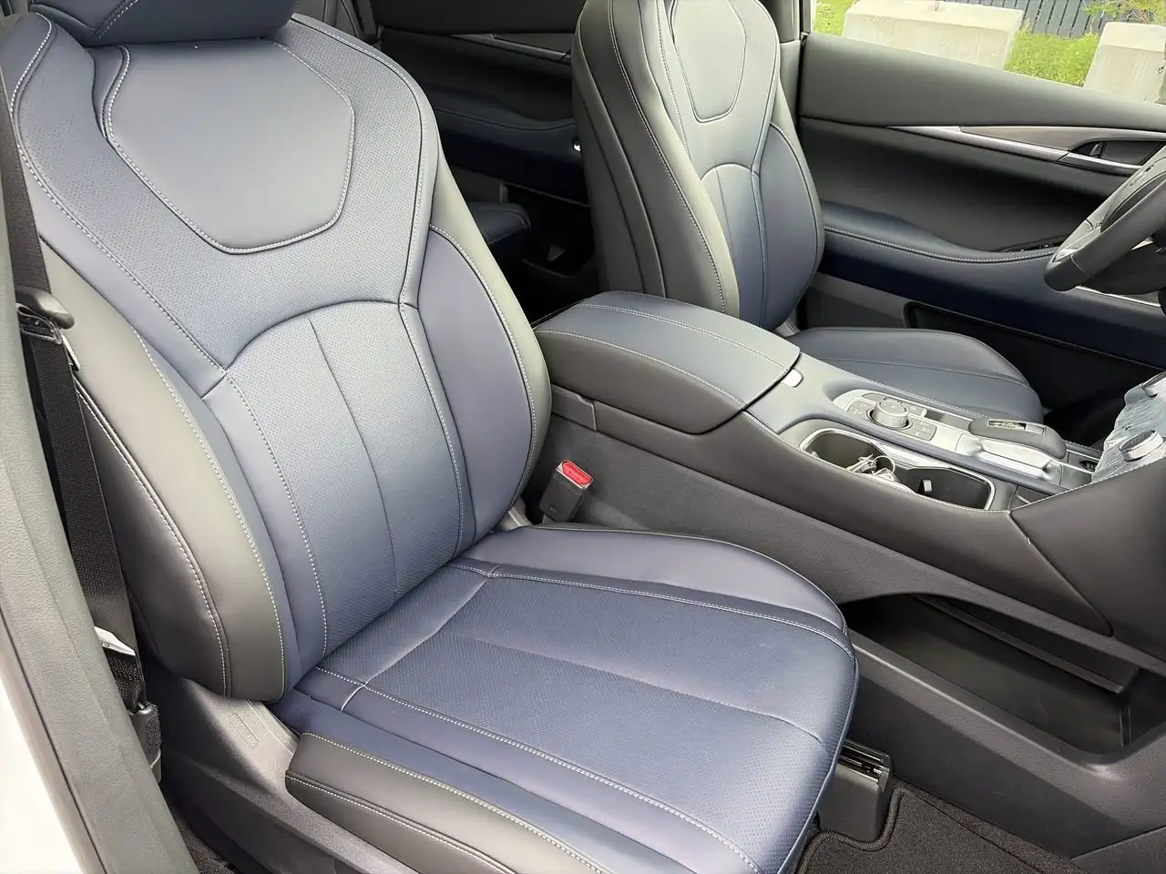 Infiniti QX60 - Image 33