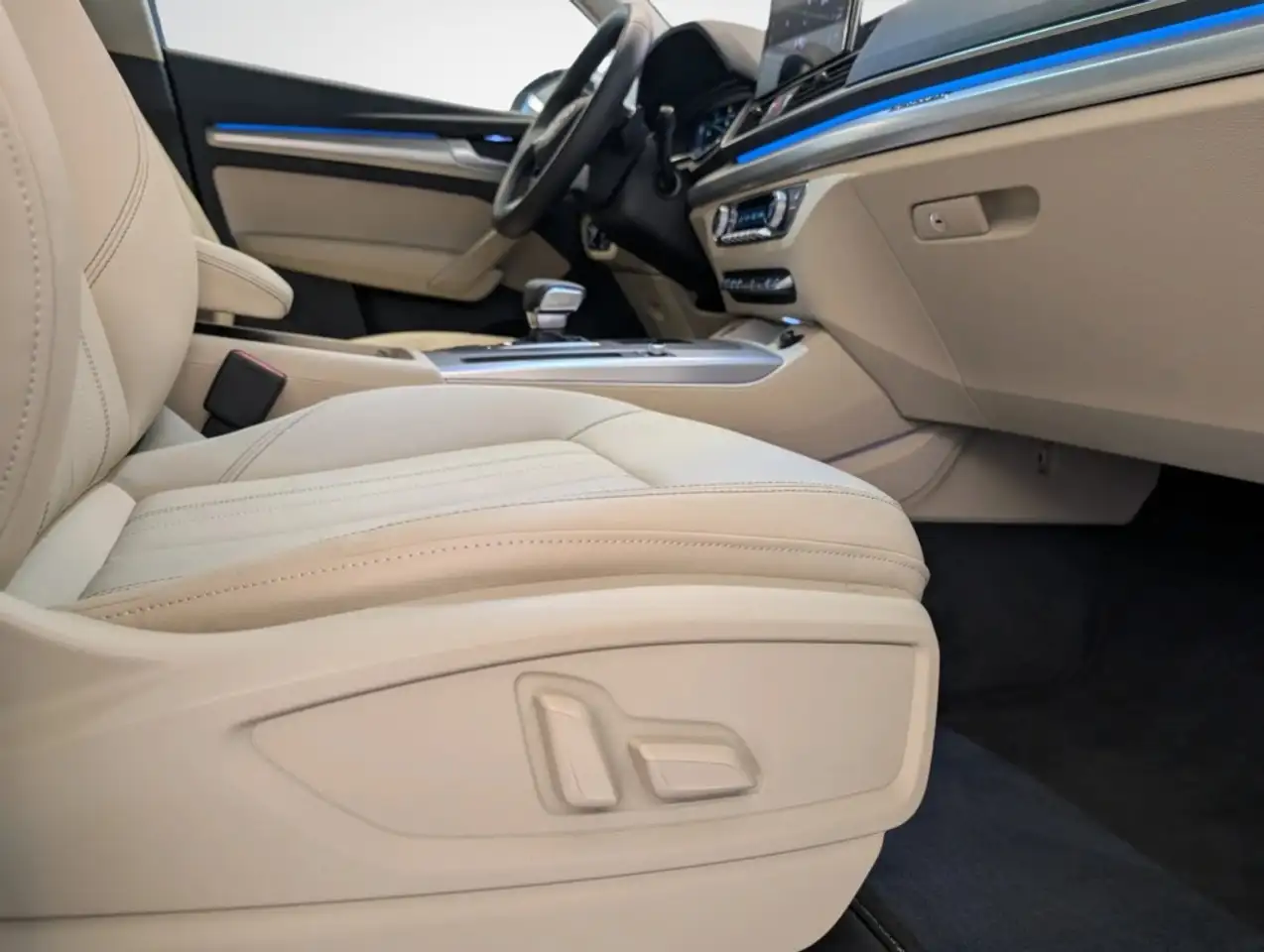 Audi Q5 - Image 23