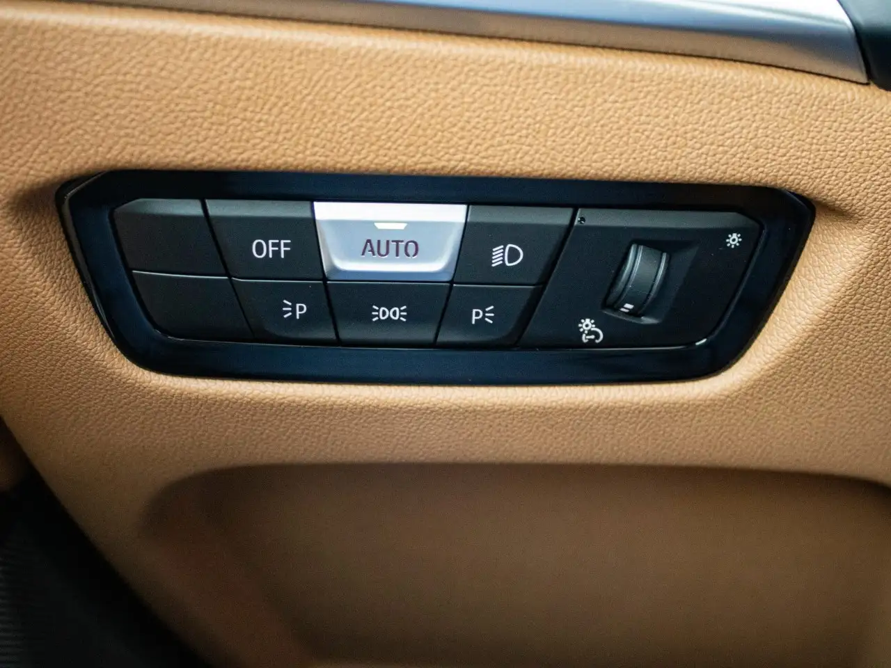 BMW 3 Series - Image 5