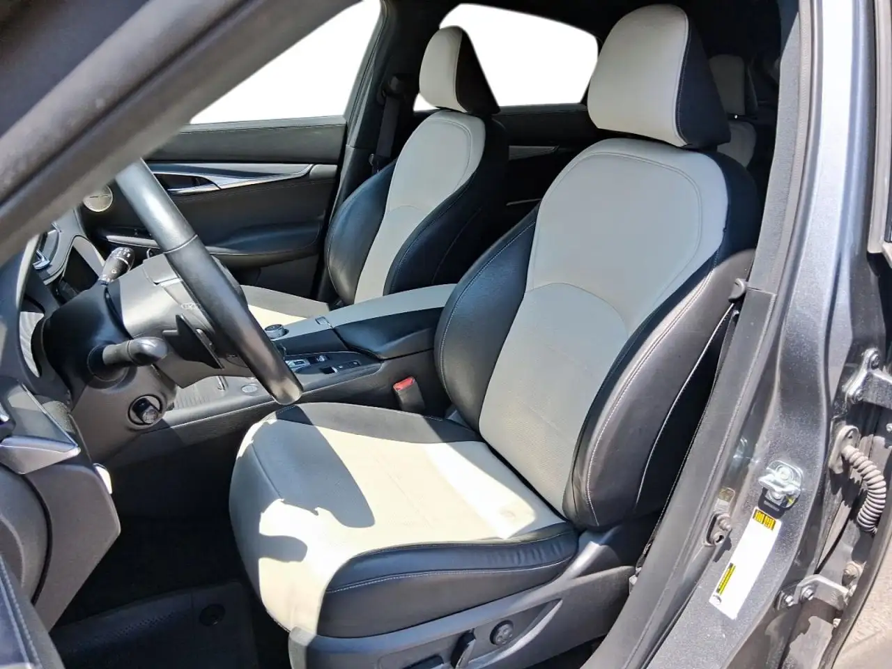 Infiniti QX55 - Image 8