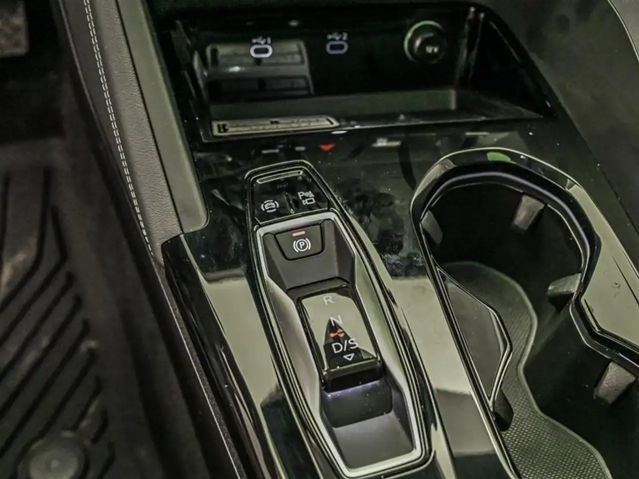 Audi Q5 - Image 18