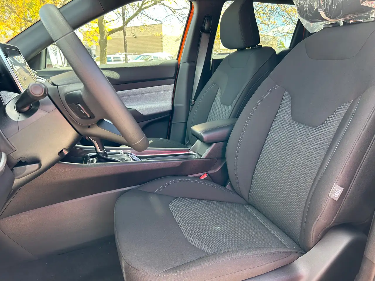Jeep Compass - Image 13