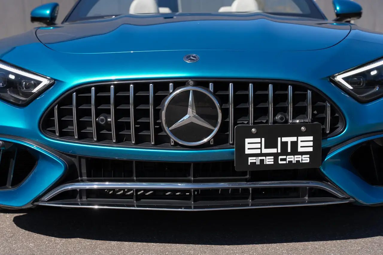 Mercedes-Benz SL - Image 14