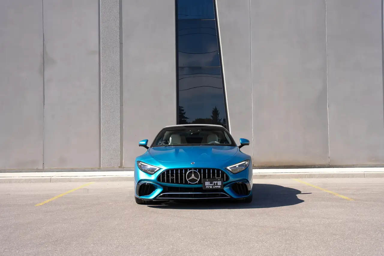 Mercedes-Benz SL - Image 12