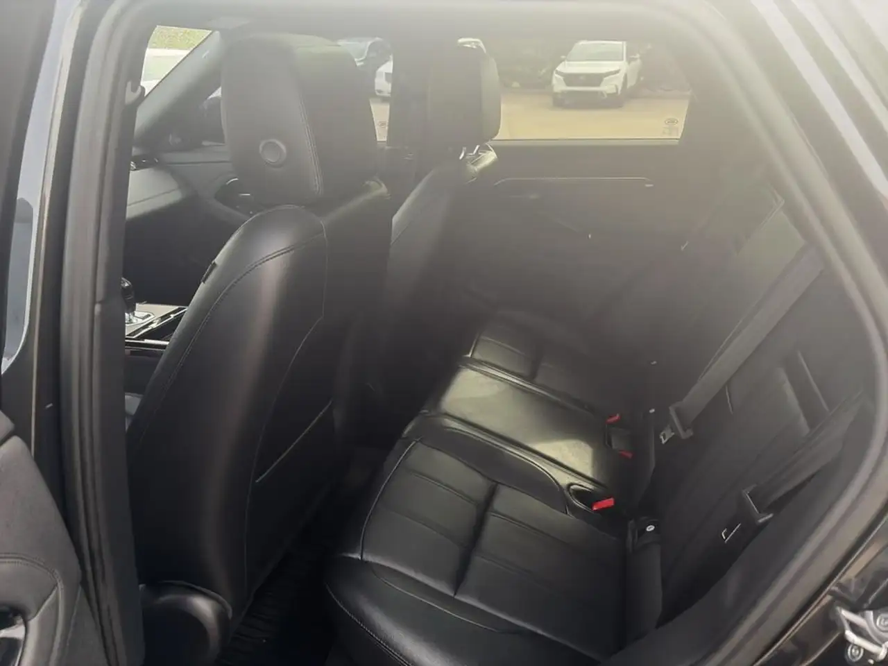 Land Rover Range Rover Evoque - Image 23