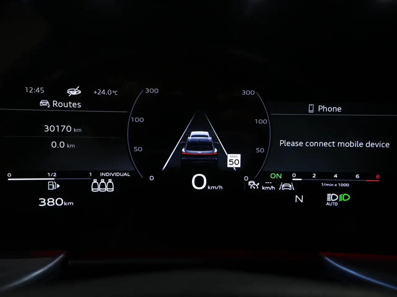 Audi Q5 - Image 13