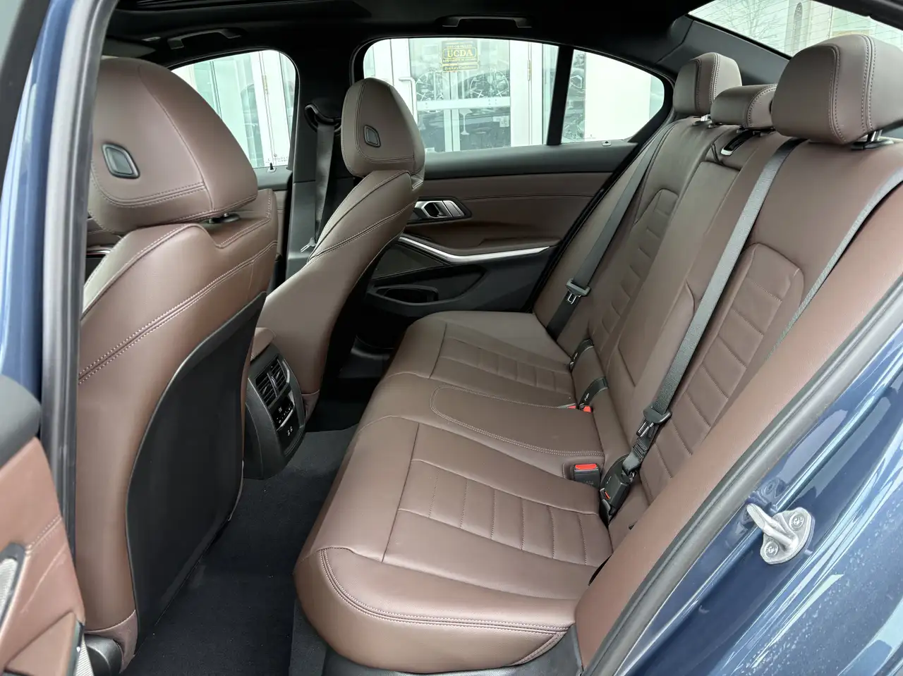 BMW 3 Series - Image 18