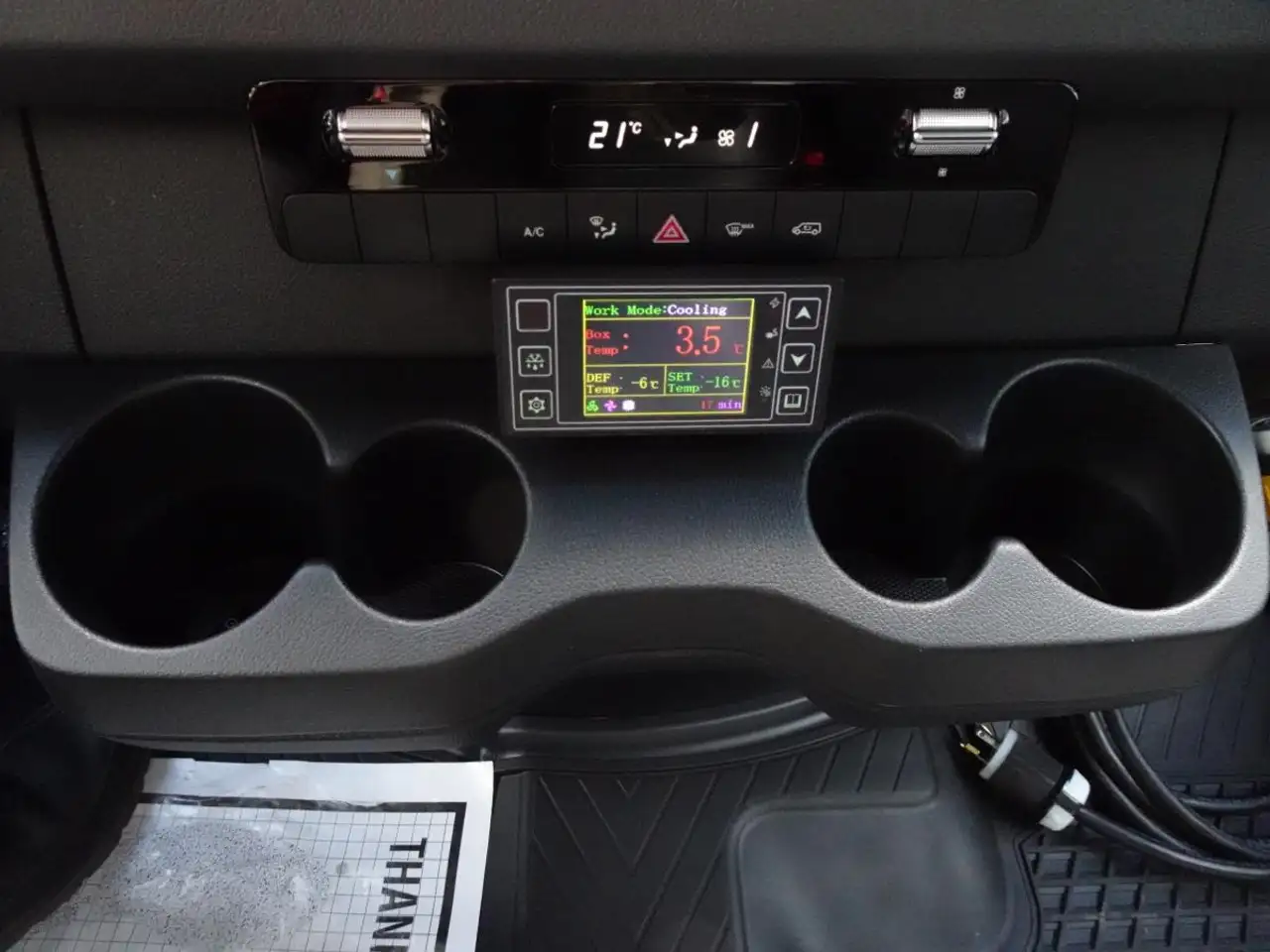 Mercedes-Benz Sprinter 2500 - Image 31