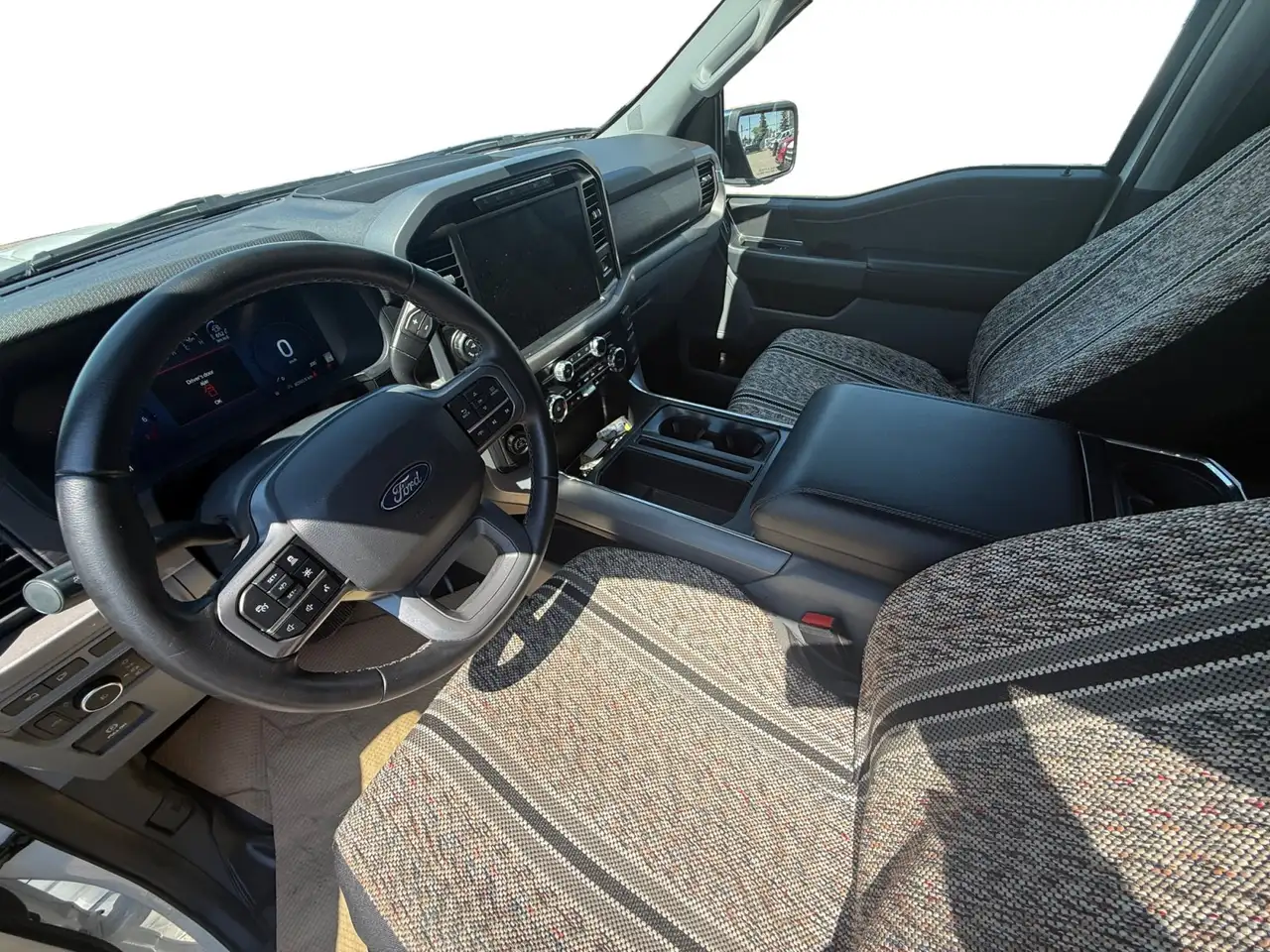 Ford F-150 - Image 11