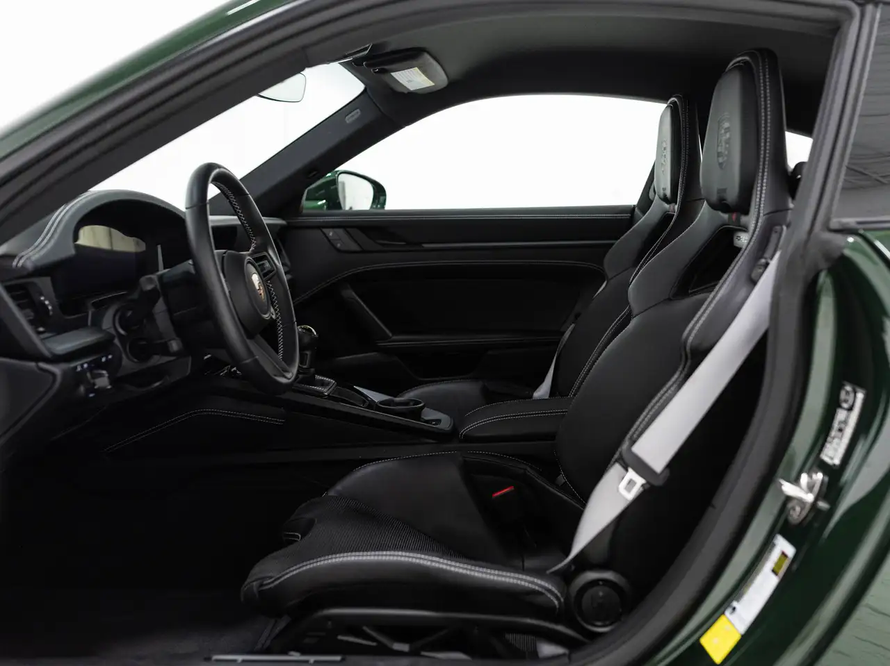 Porsche 911 - Image 8