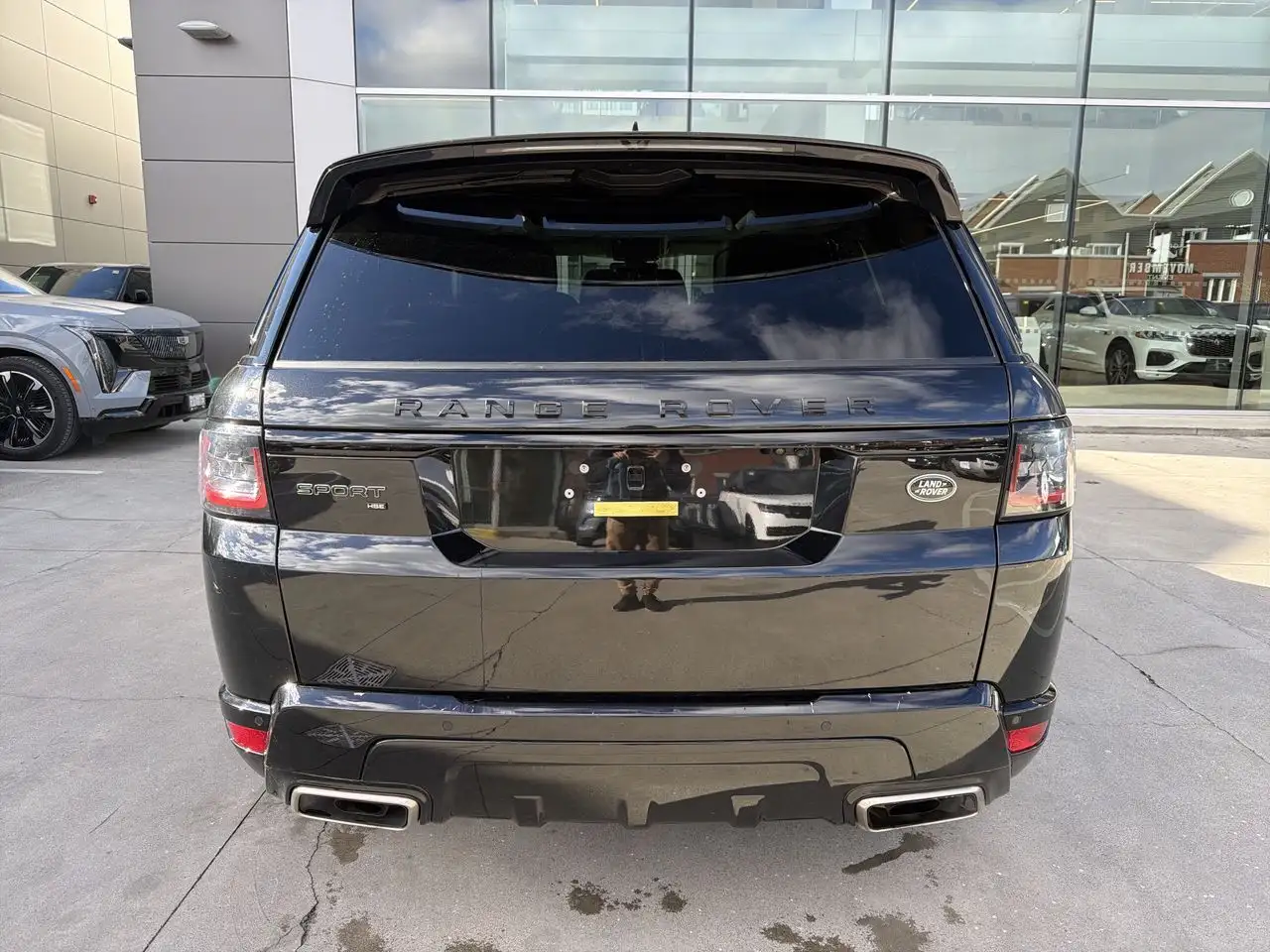 Land Rover Range Rover Sport - Image 4