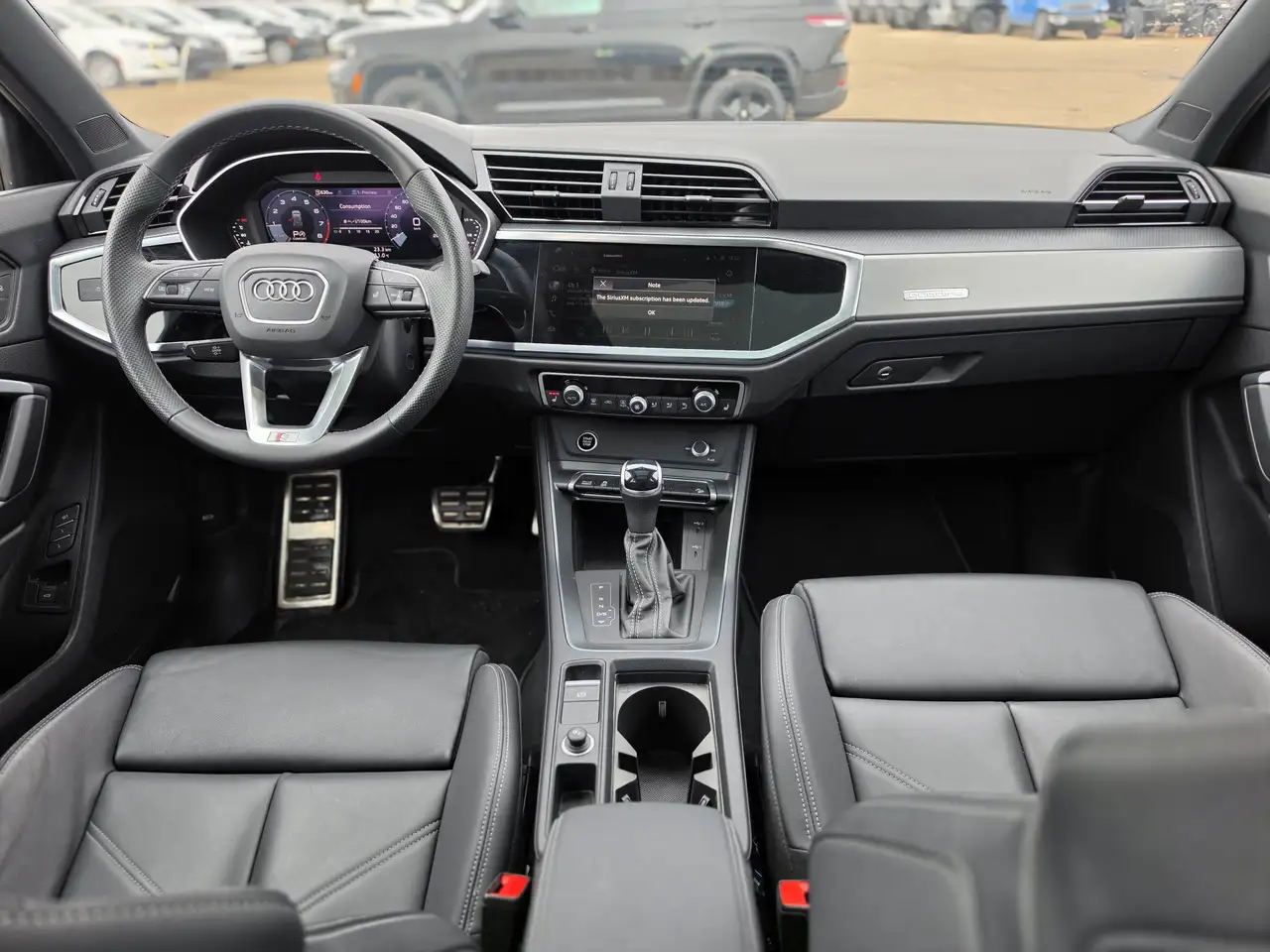 Audi Q3 - Image 25