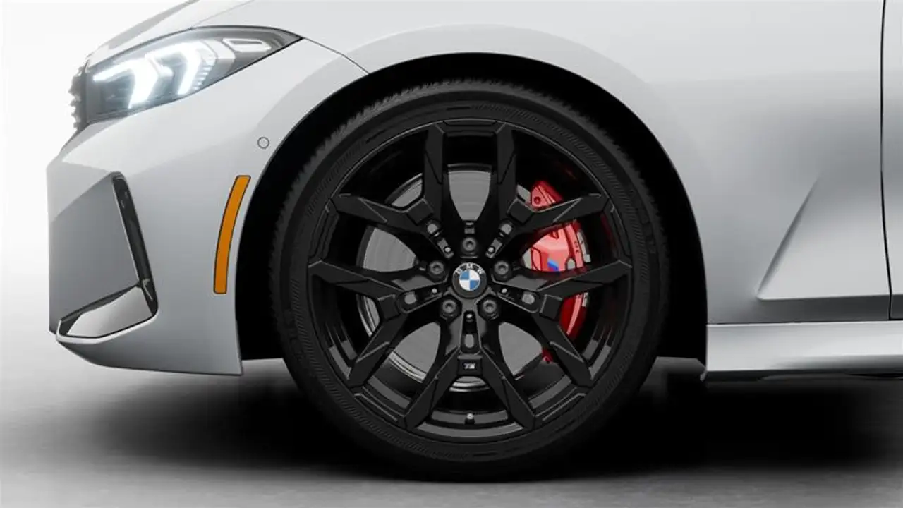 BMW 3 Series - Image 7