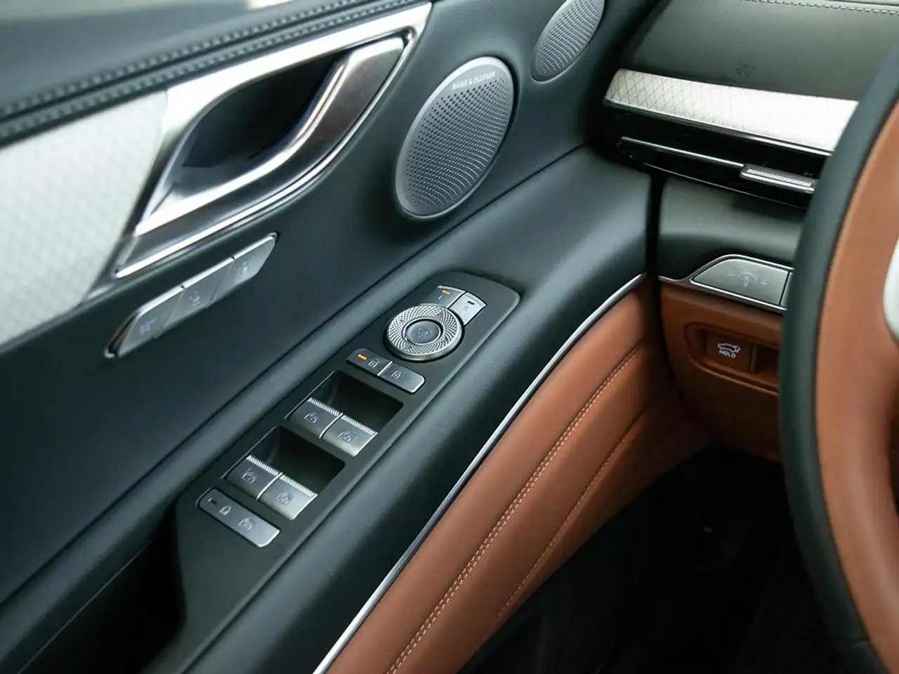 Genesis GV80 - Image 17