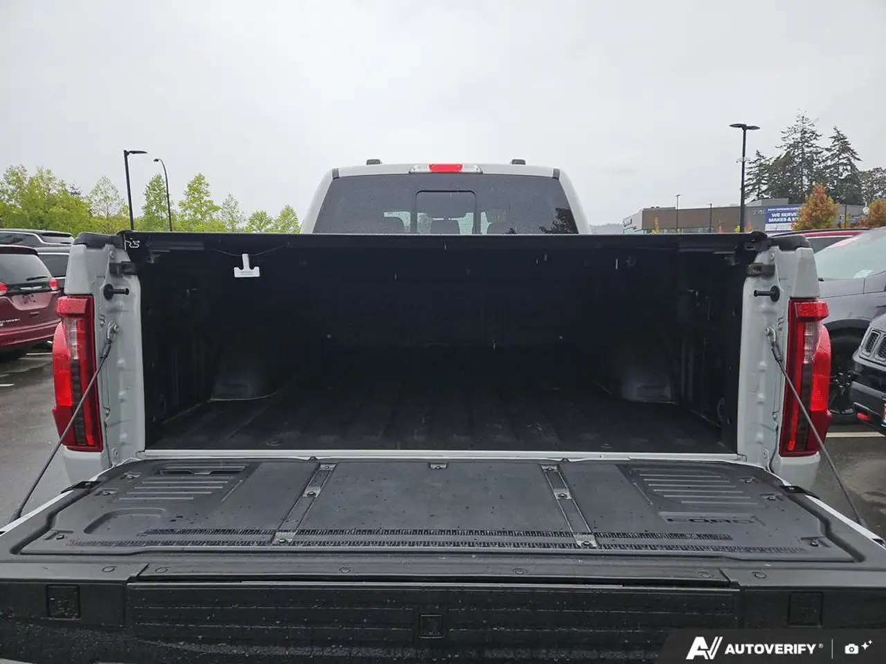 Ford F-150 - Image 12