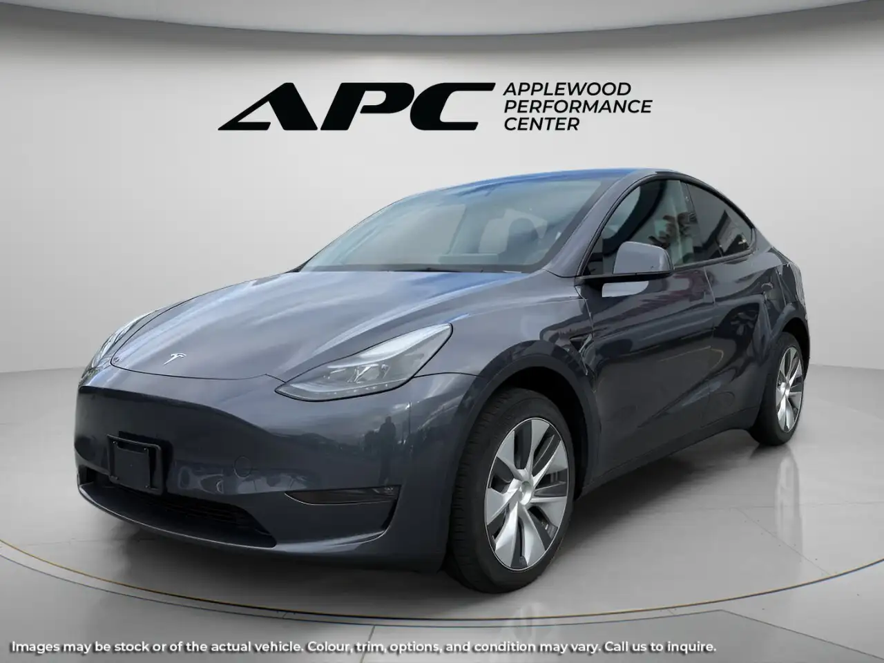 Tesla Model Y - Image 2