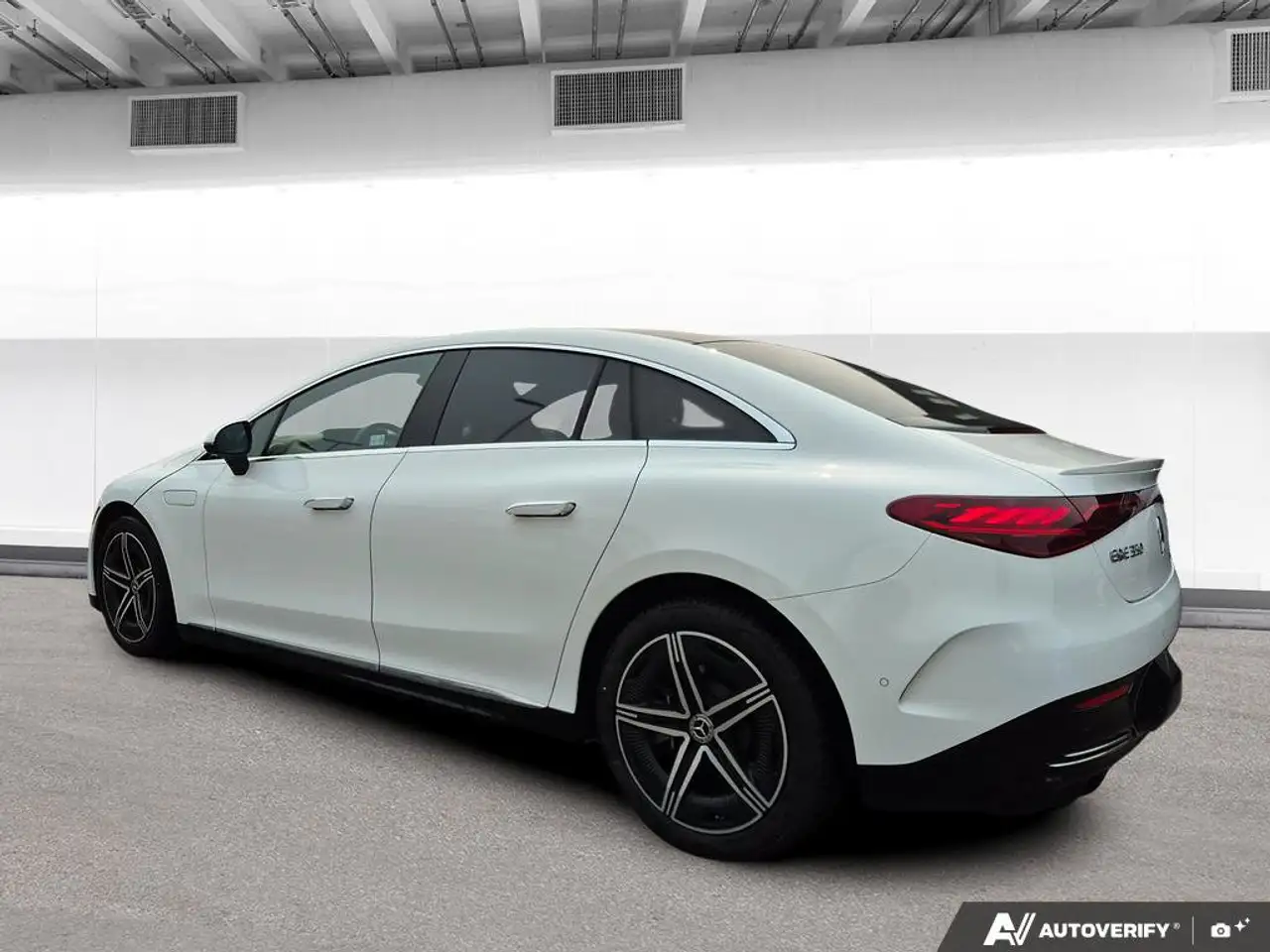 Mercedes-Benz EQE - Image 5