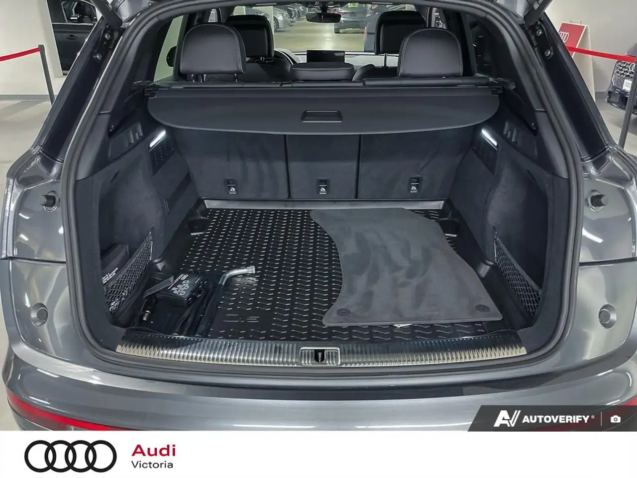 Audi Q5 - Image 12