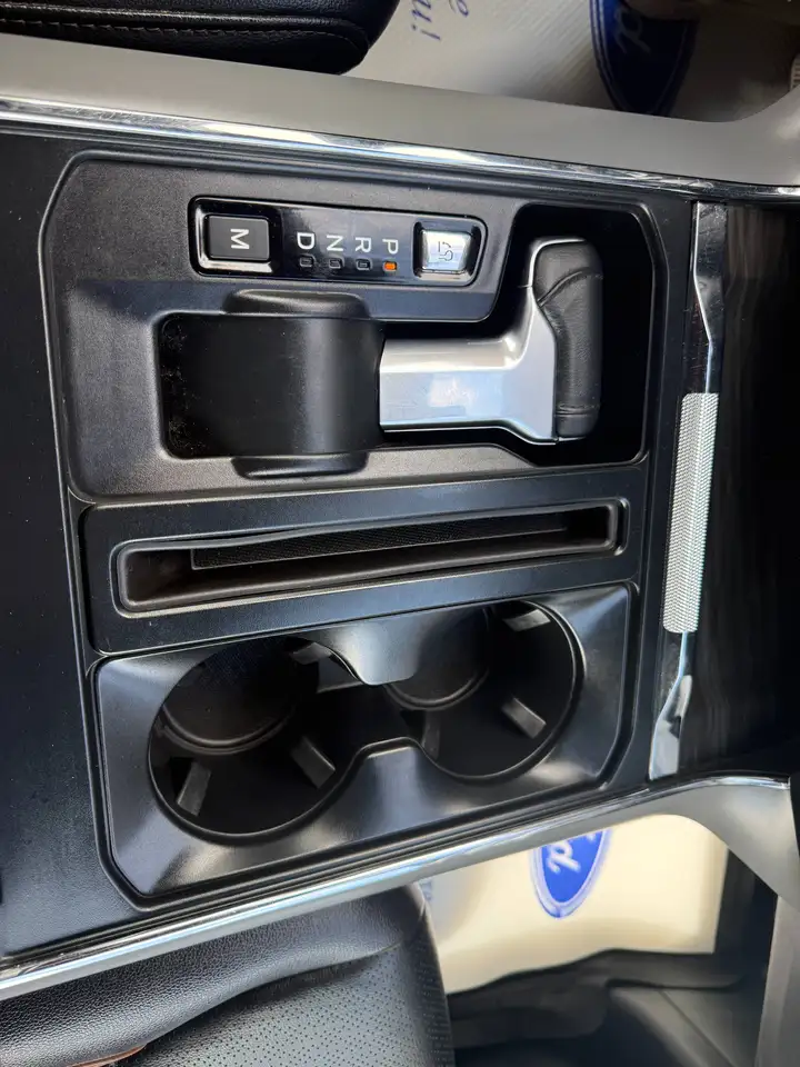 Ford F-150 - Image 20