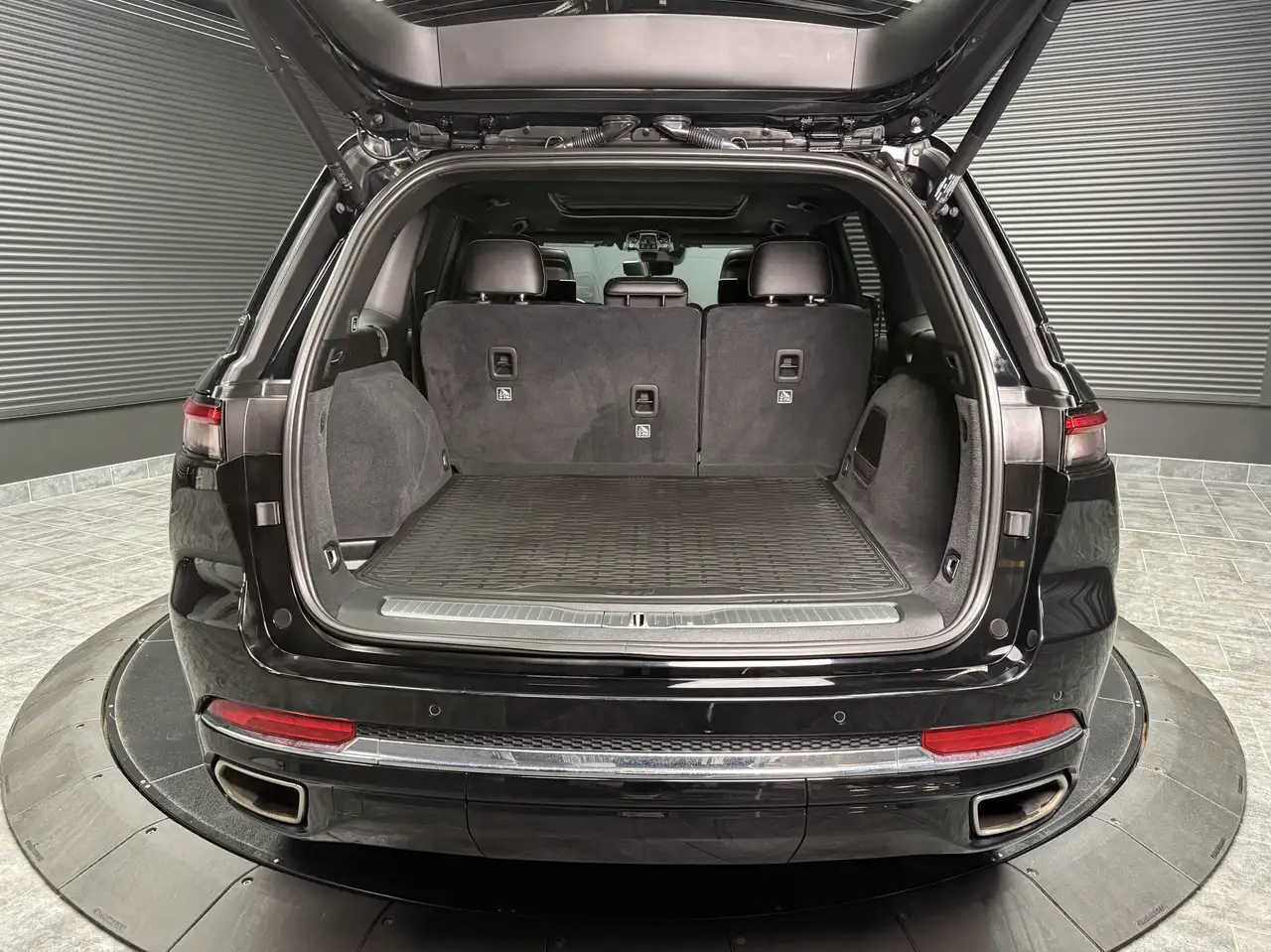 Jeep Grand Cherokee - Image 5