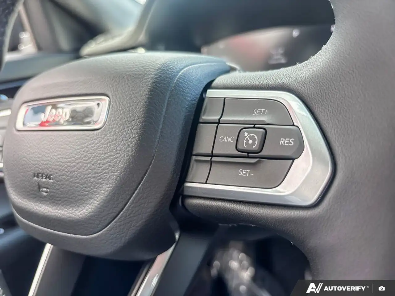 Jeep Compass - Image 27