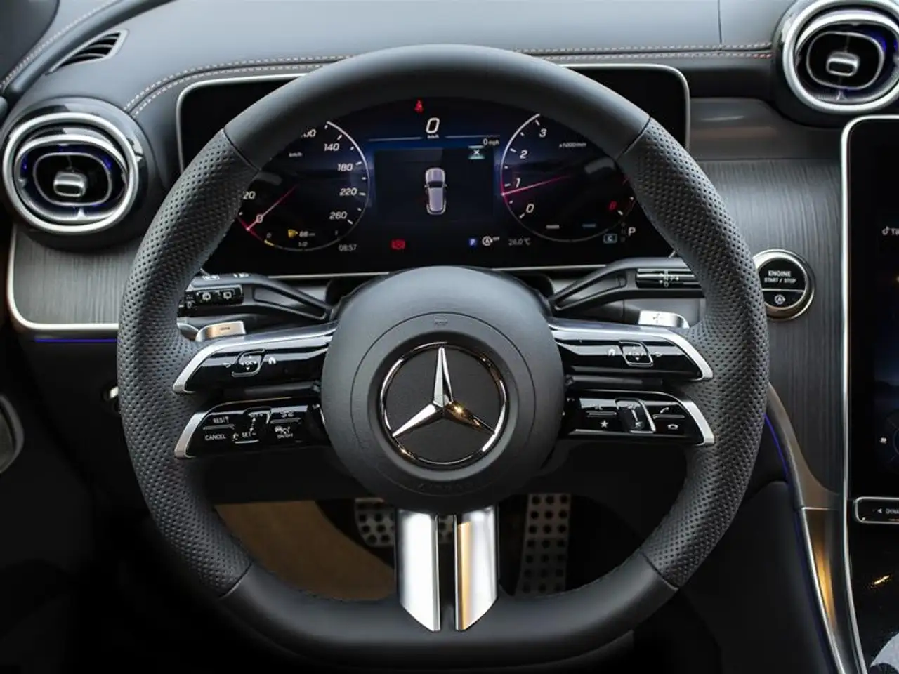 Mercedes-Benz GLC - Image 15