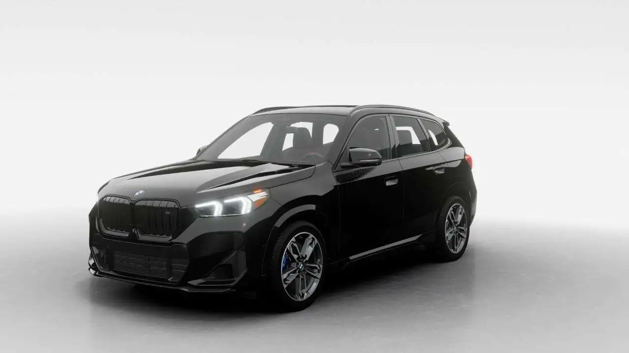 BMW X1 - Image 1