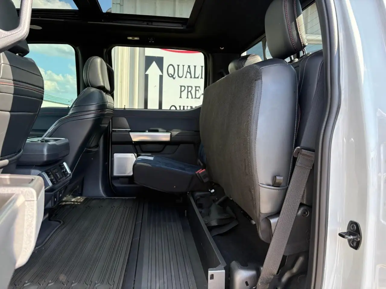 Ford F-150 - Image 15