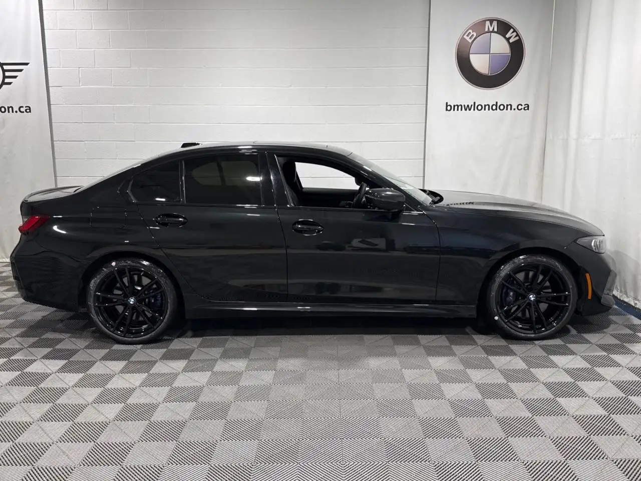 BMW 3 Series - Image 9