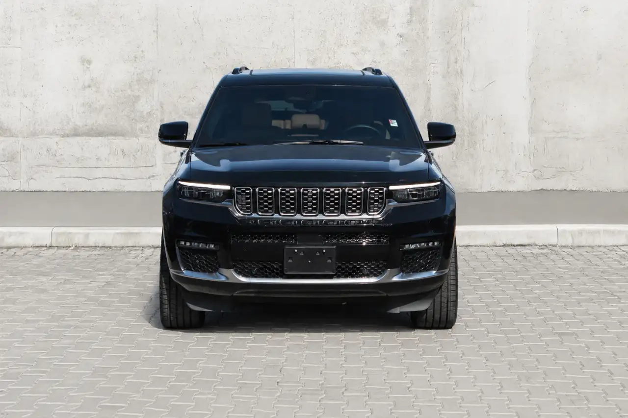 Jeep Grand Cherokee - Image 2