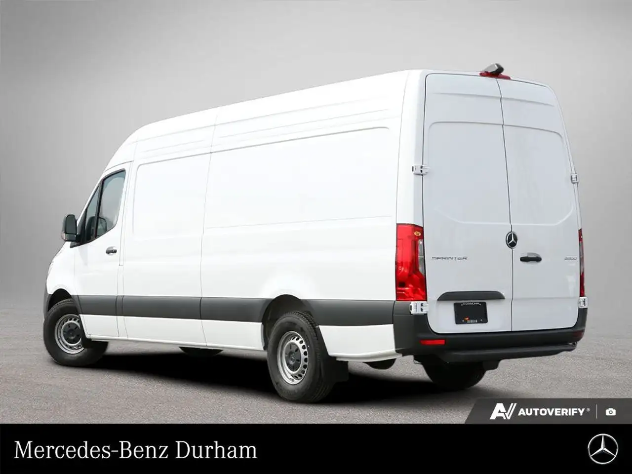 Mercedes-Benz Sprinter - Image 4