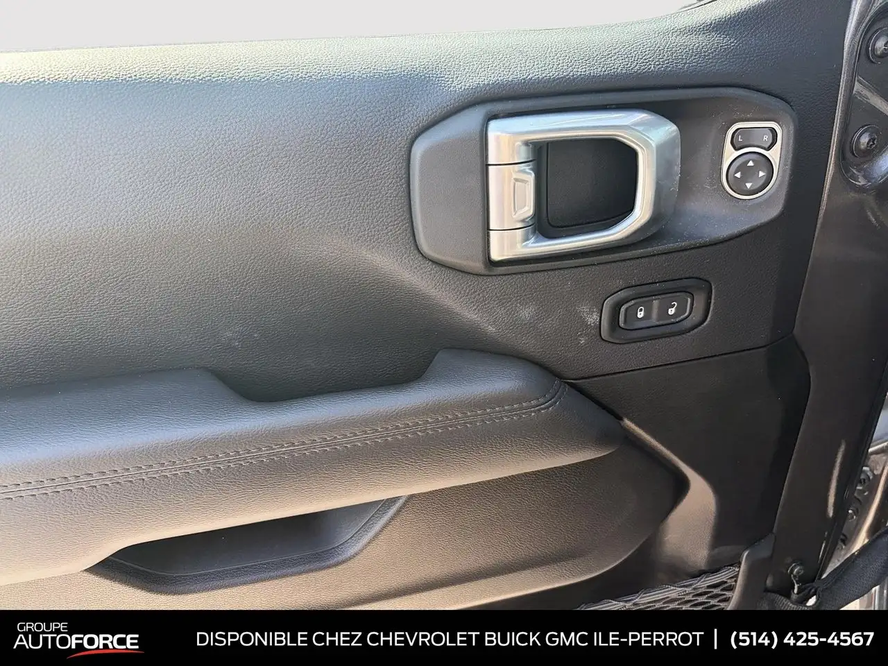 Jeep Wrangler - Image 6