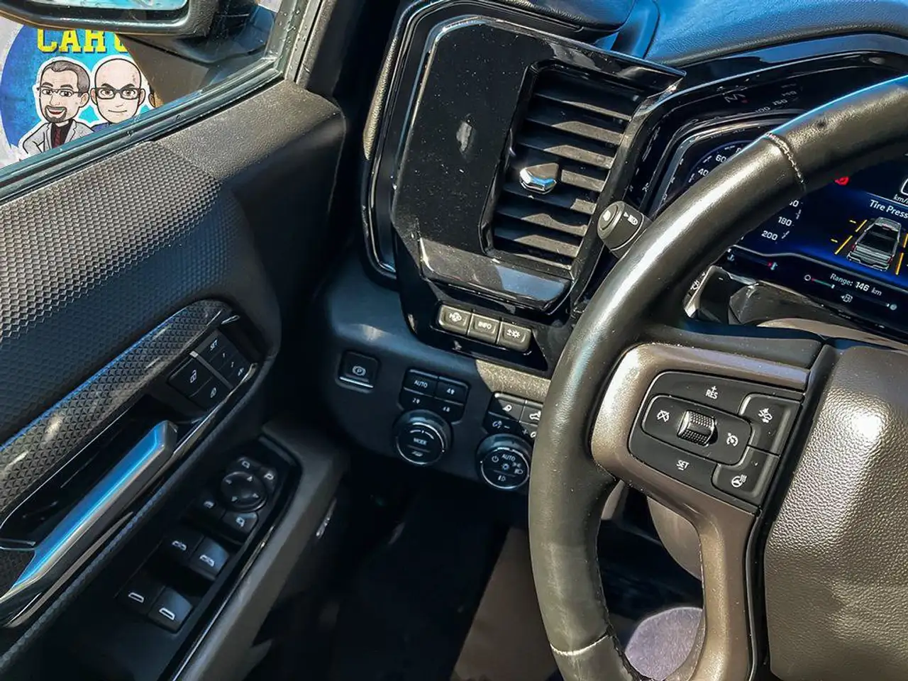 Chevrolet Silverado 1500 - Image 22