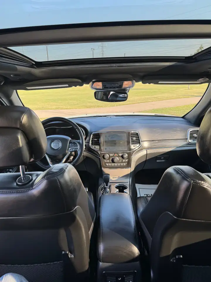 Jeep Grand Cherokee - Image 13