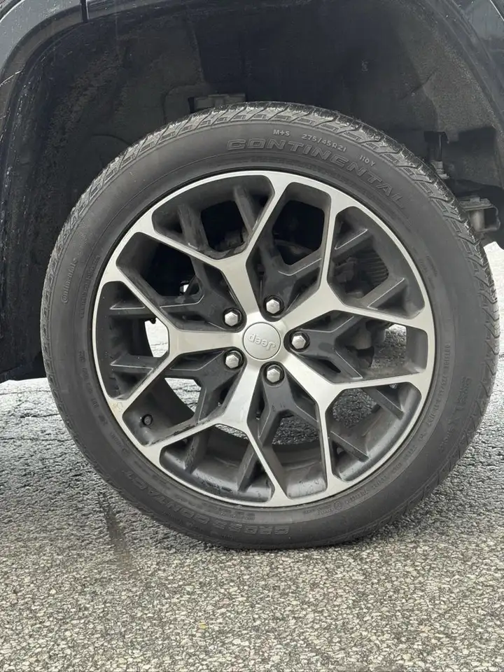 Jeep Grand Cherokee - Image 19