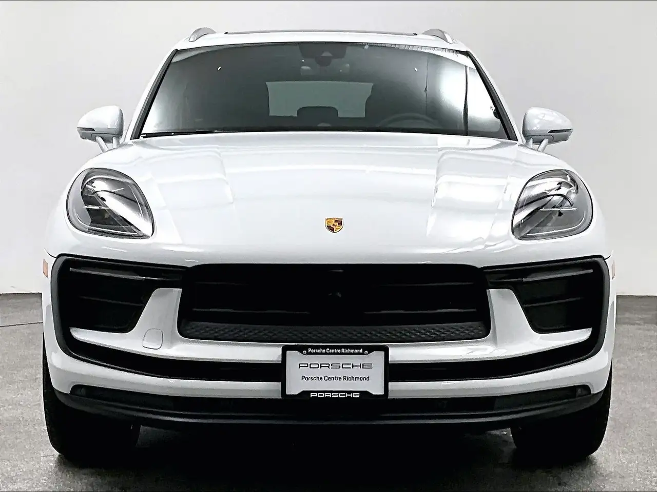 Porsche Macan - Image 2