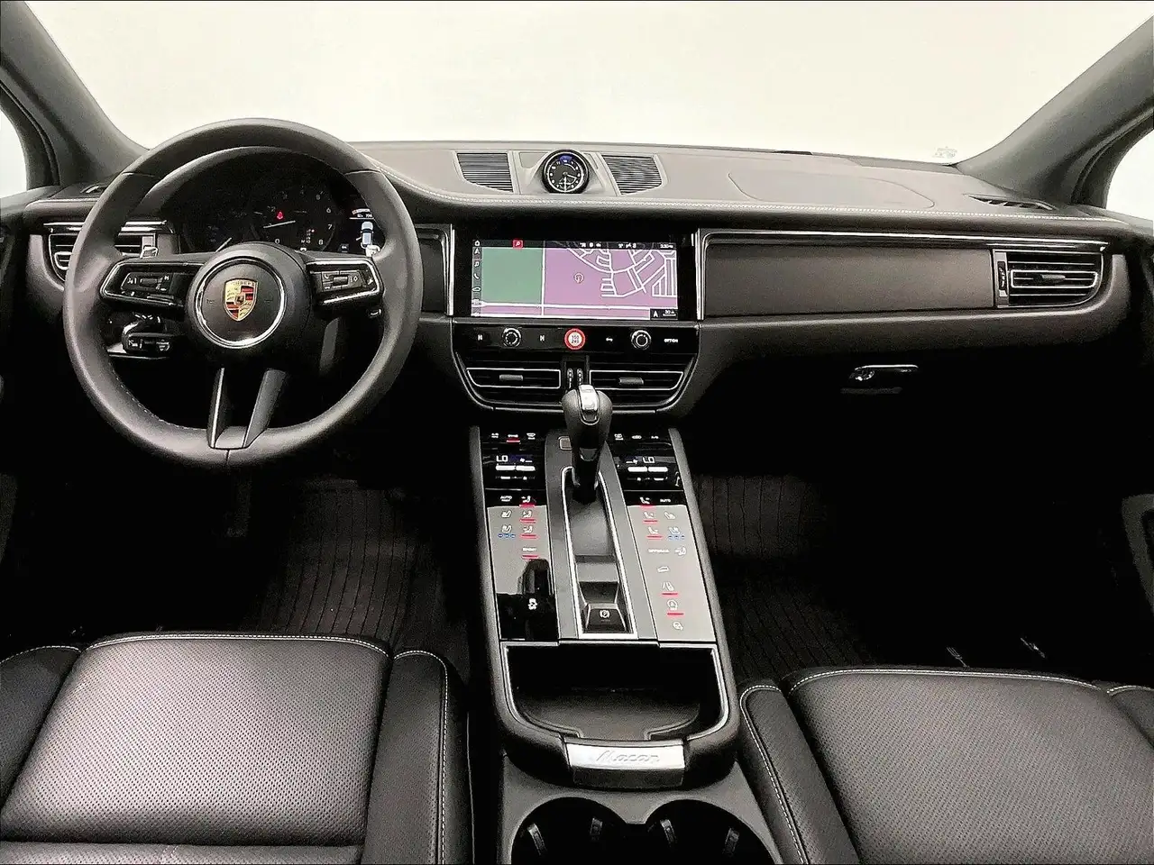 Porsche Macan - Image 11