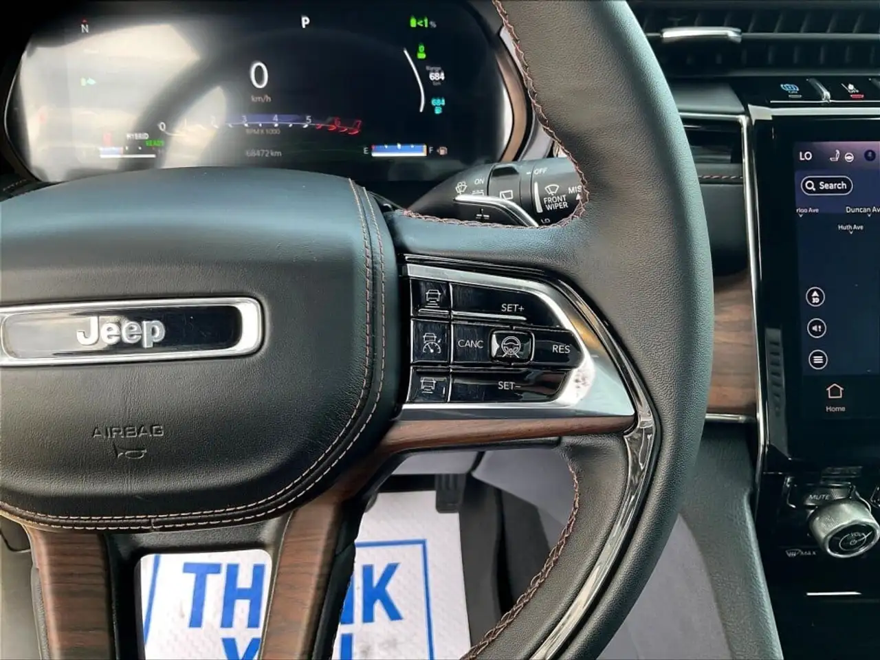 Jeep Grand Cherokee - Image 14