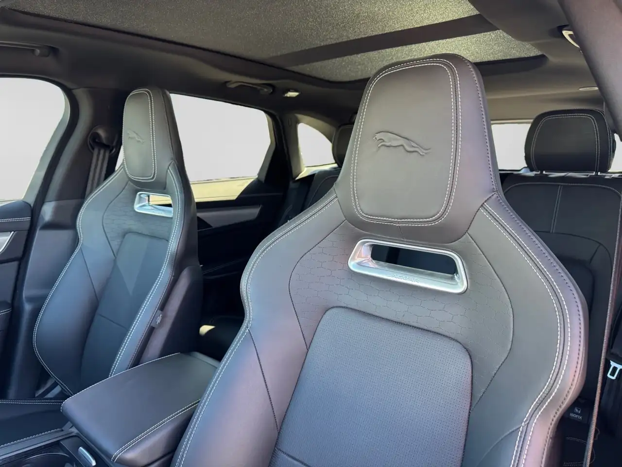 Jaguar F-Pace - Image 10