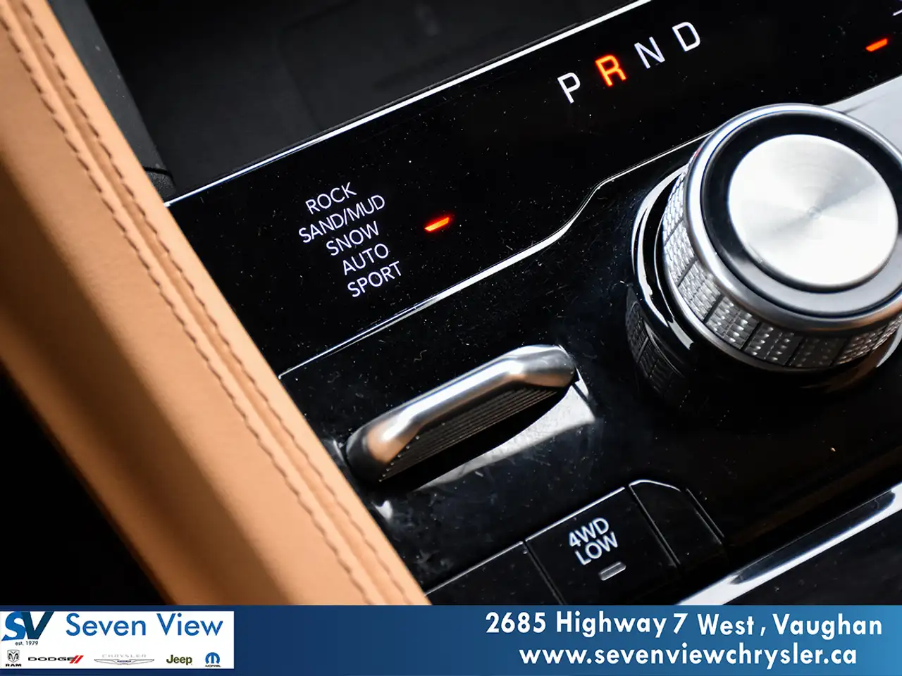 Jeep Grand Cherokee - Image 23
