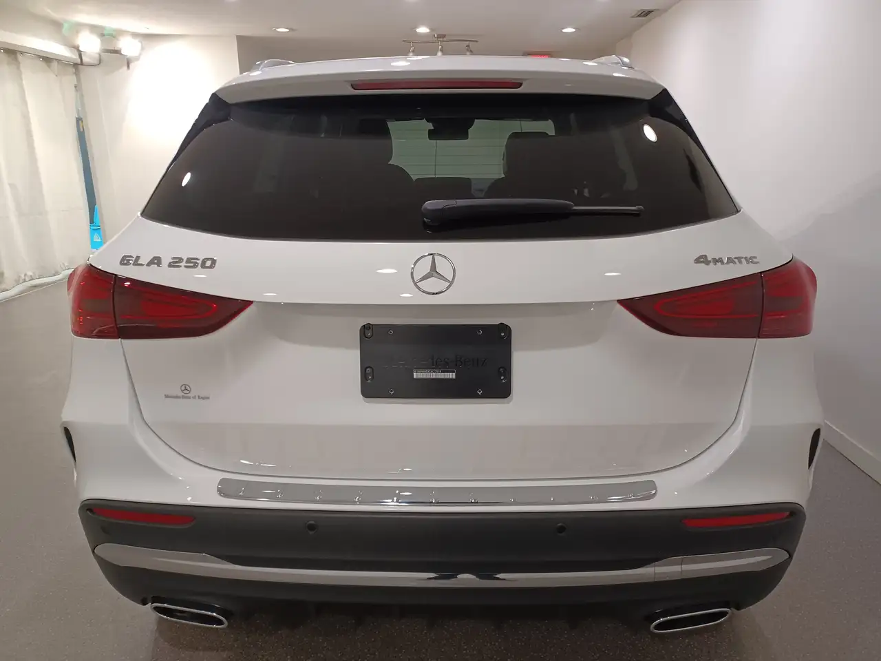 Mercedes-Benz GLA - Image 23
