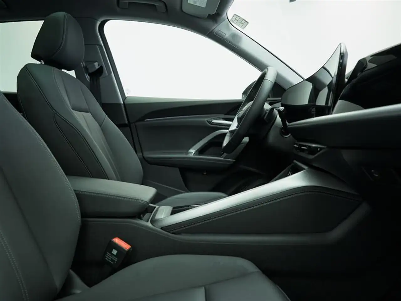 Audi Q5 - Image 20