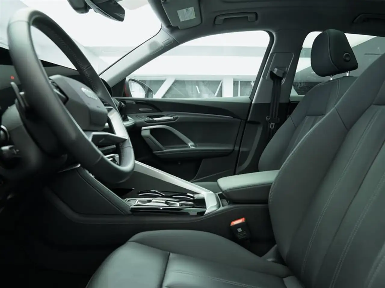 Audi Q5 - Image 17