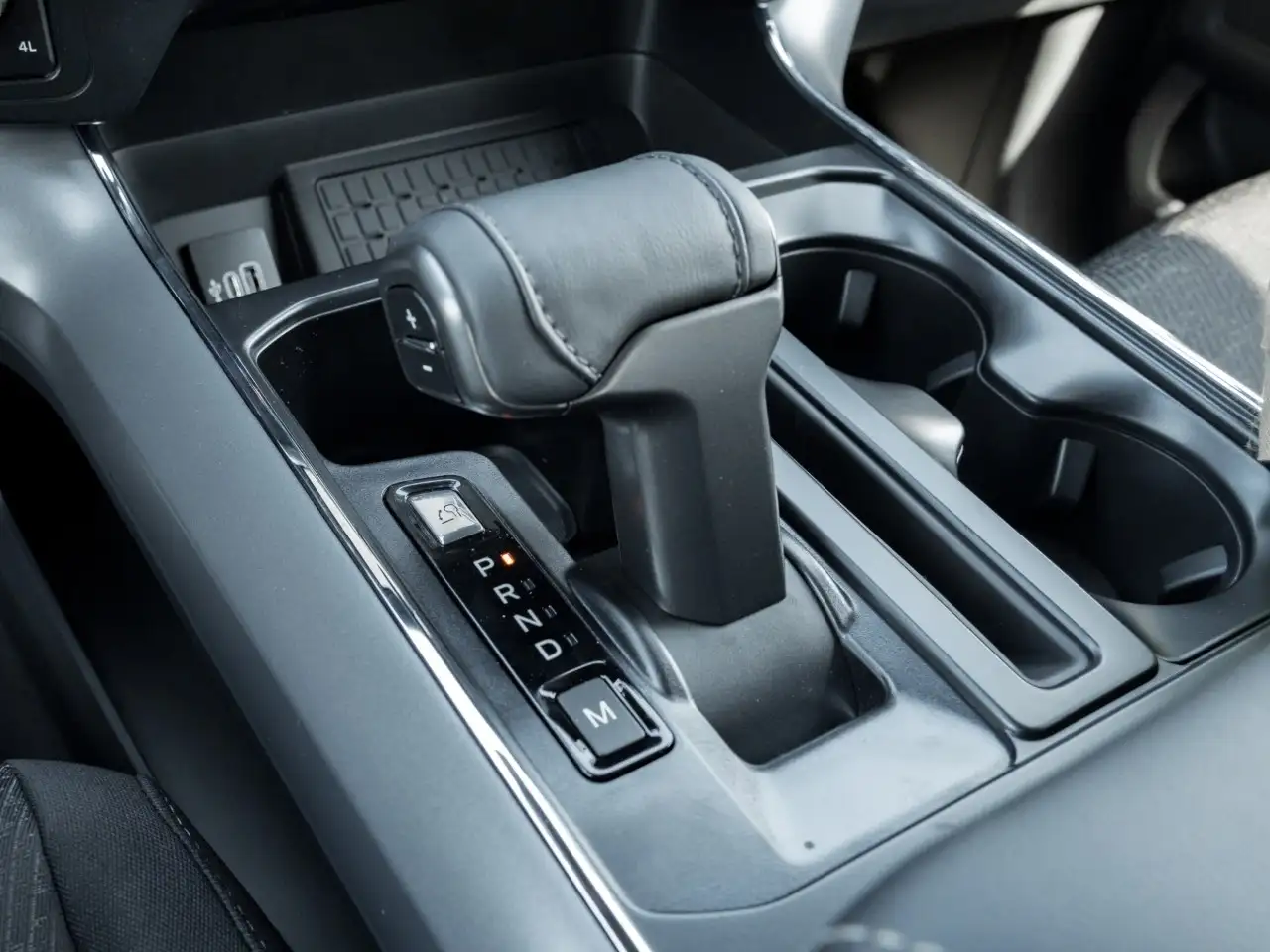Ford F-150 - Image 22