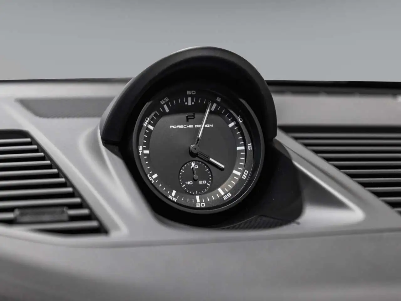 Porsche 911 - Image 16