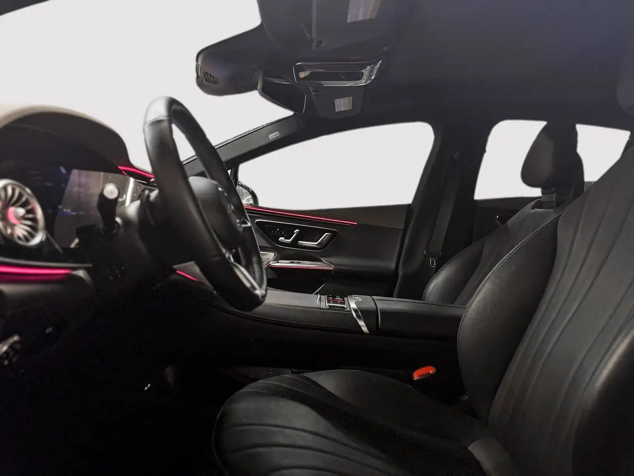Mercedes-Benz EQE - Image 15